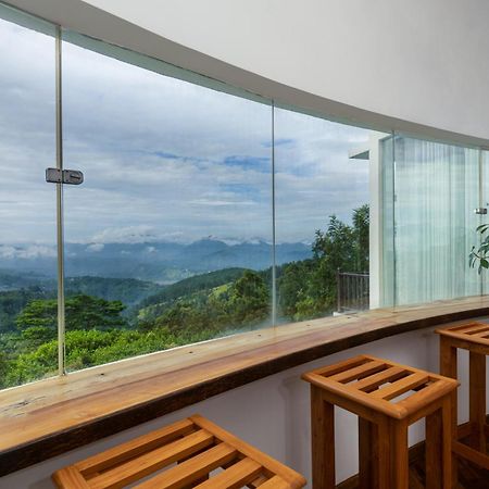 Villa Vajrapani 캔디 외부 사진